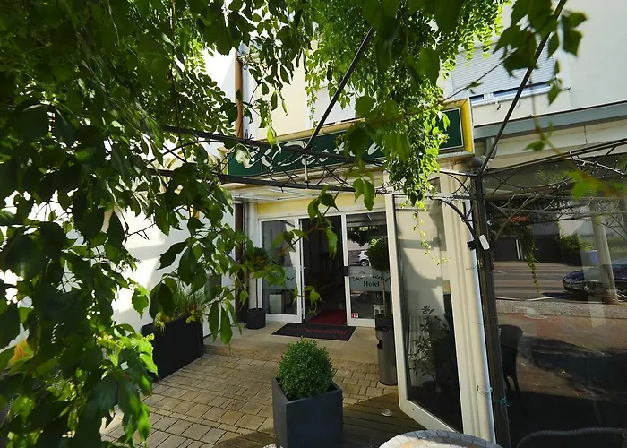 威斯安德酒店 3*